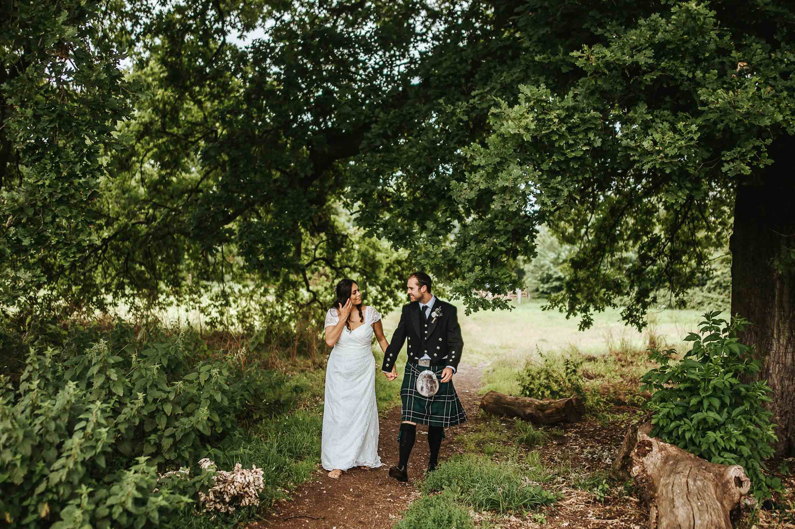 DIY Marquee Wedding Photographer Buckinghamshire
