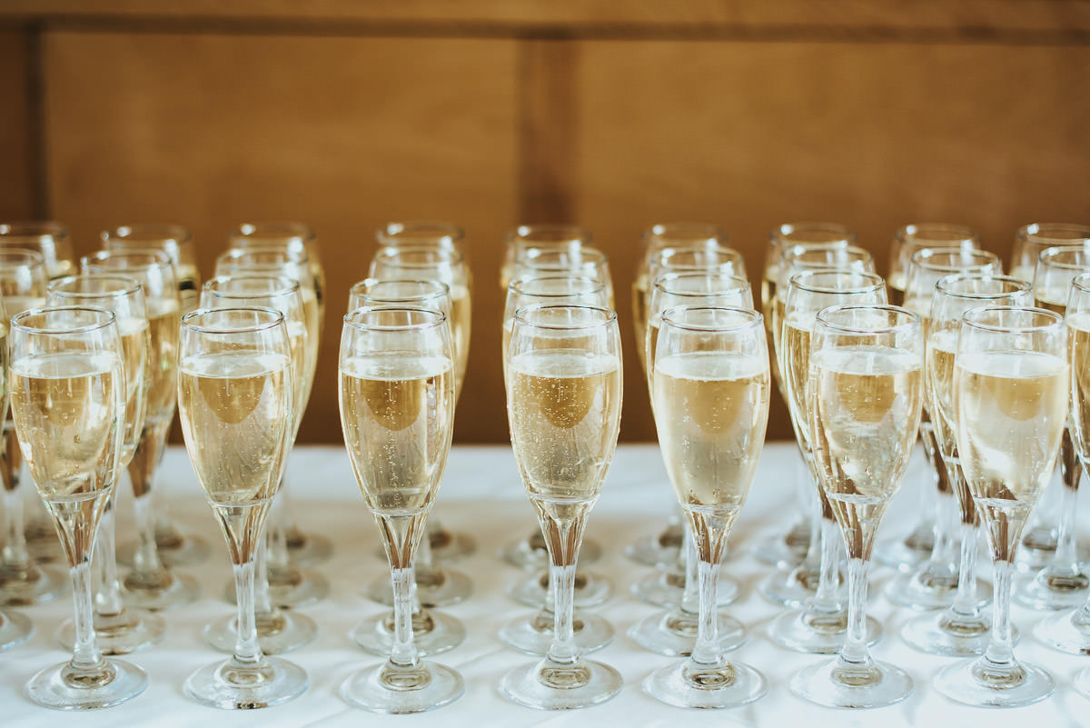 missenden abbey chapagne flutes