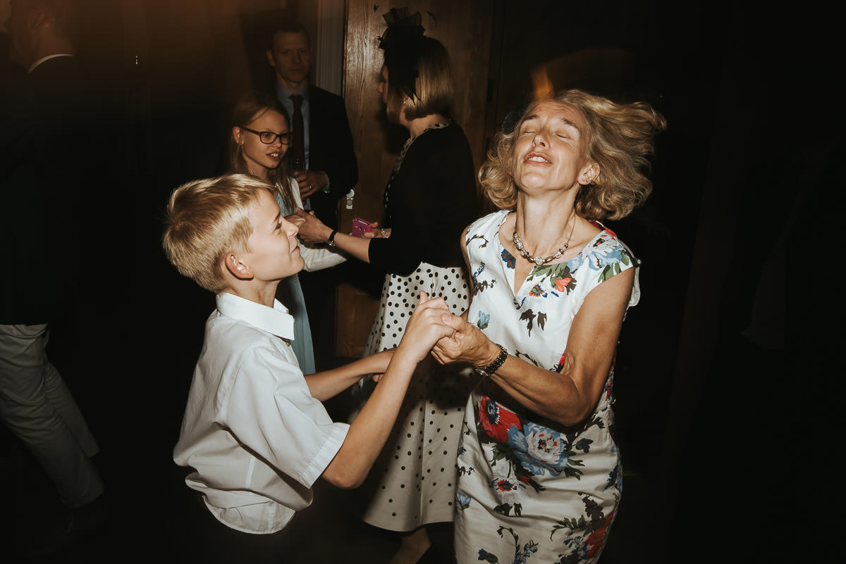 missenden abbey wedding party