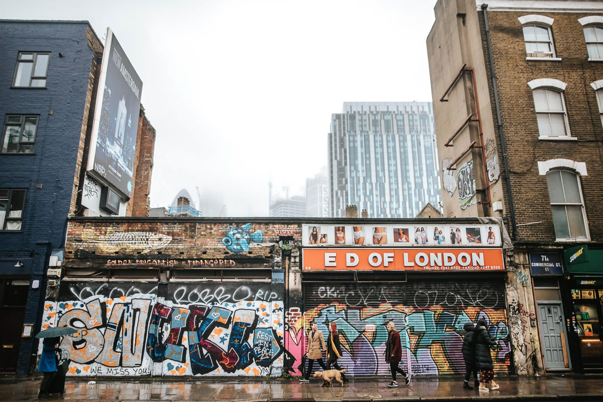 city of london couple shoot