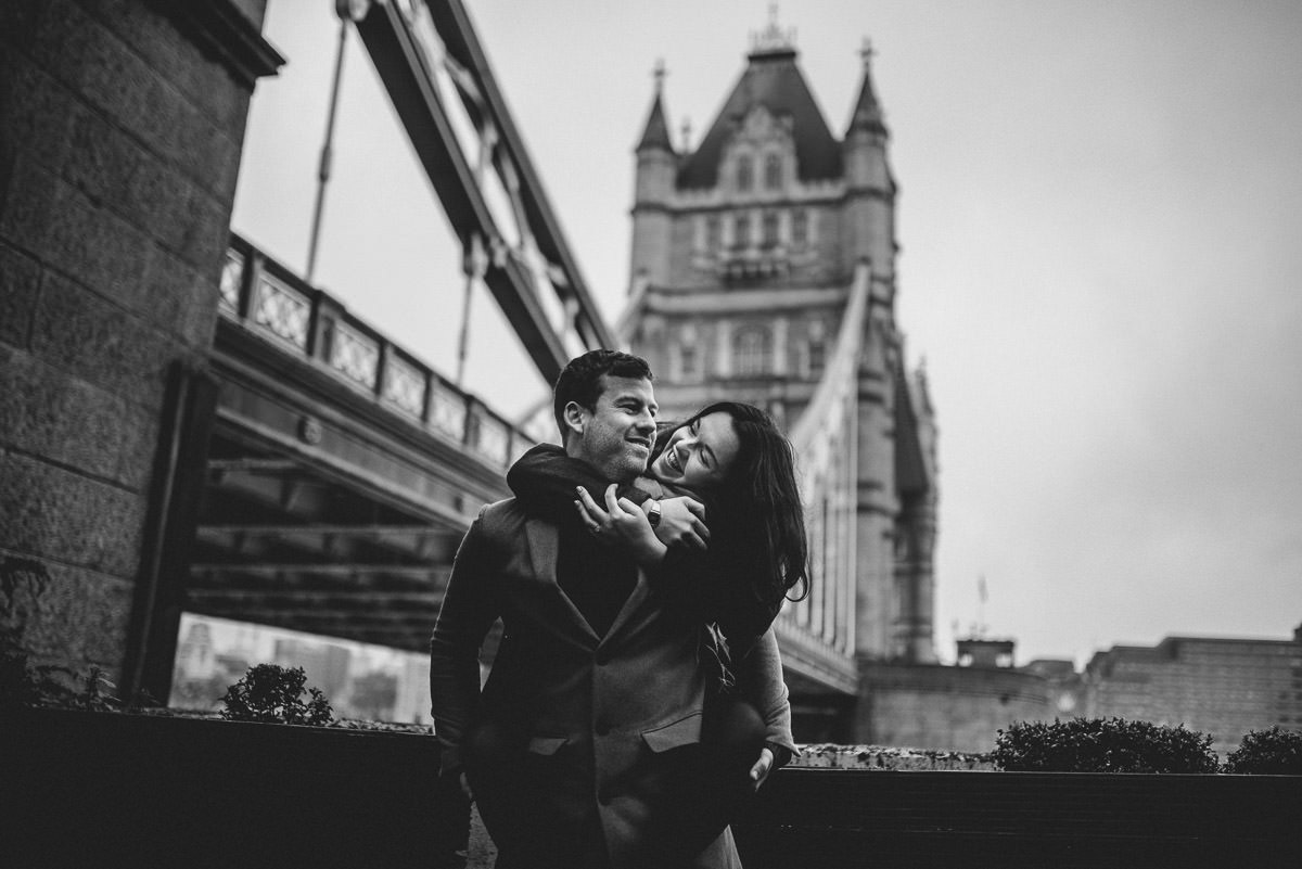 tower bridge love shoot