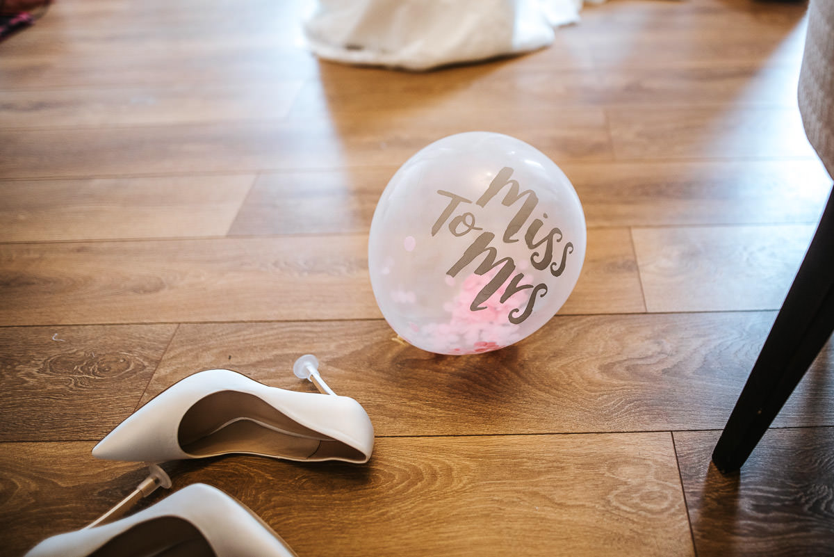 norton park wedding getting ready baloon