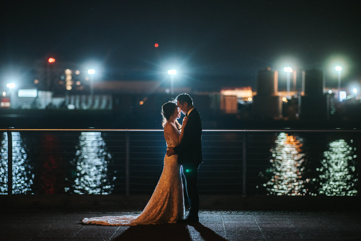 chinese wedding london yi-ban bride and groom at night