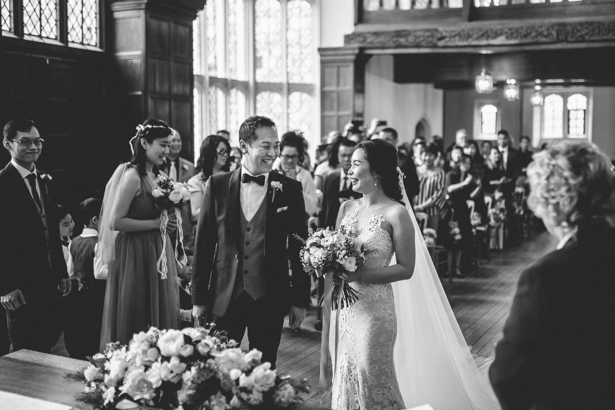 chinese wedding london hall place bexley bride and groom