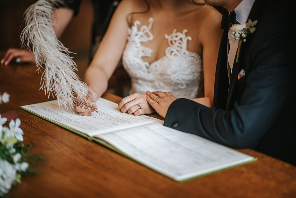 chinese wedding london hall place bexley signing register