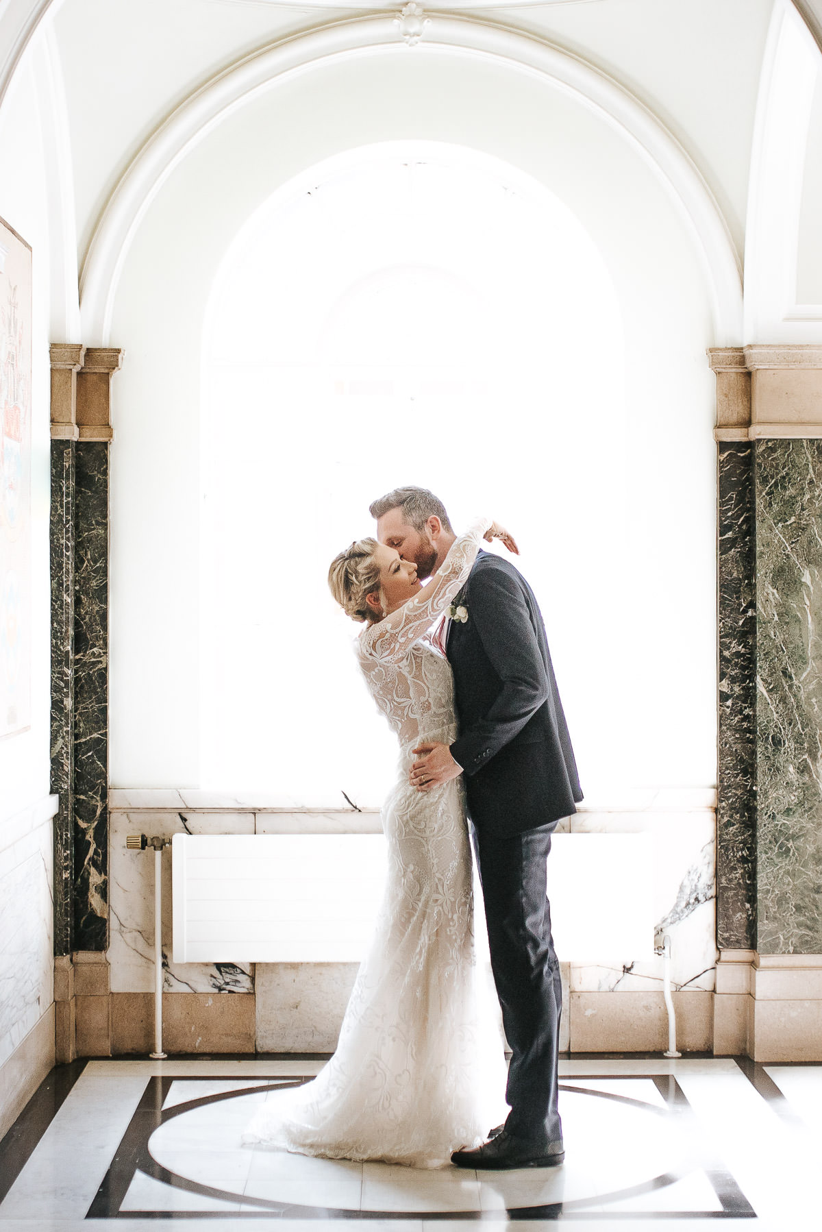 islington town hall wedding couple photo shoot