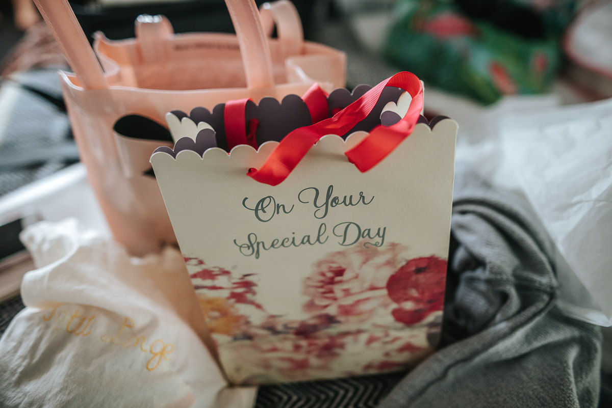 london wetland centre wedding getting ready invite
