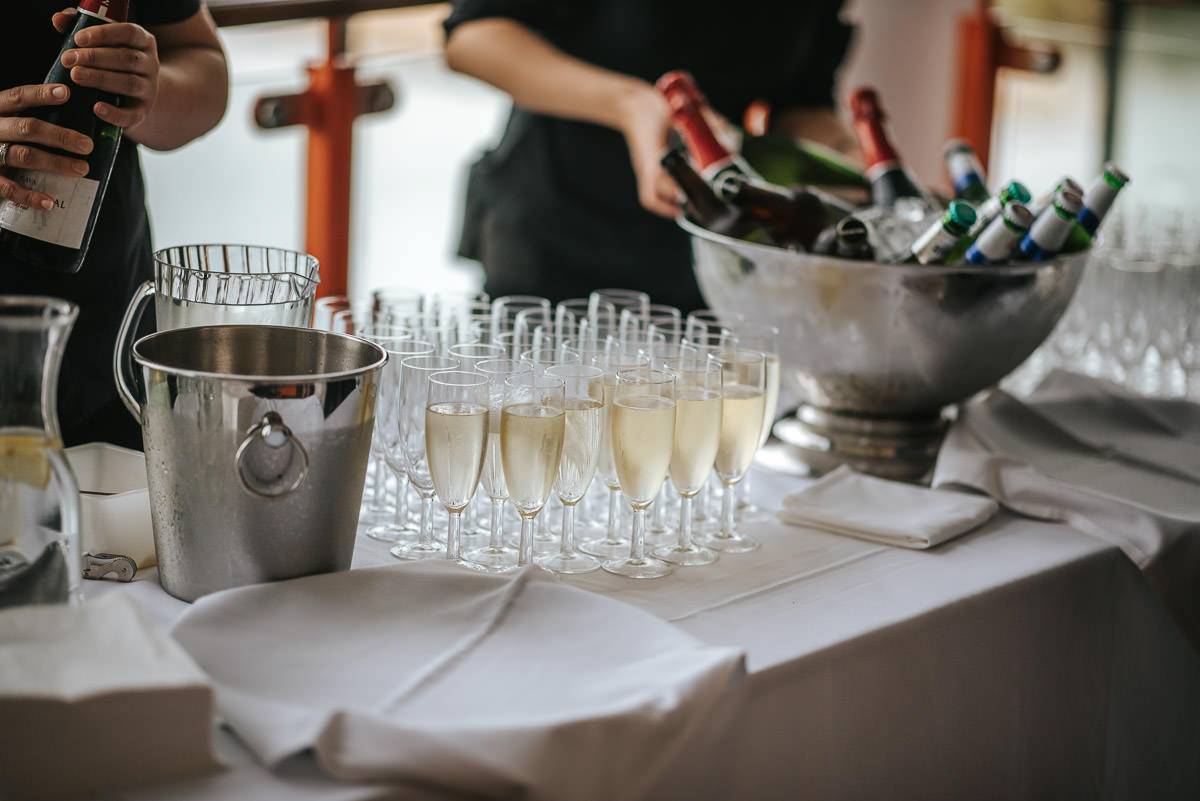 london wetland centre wedding champagne
