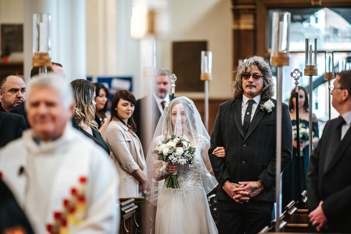 hertfordshire wedding photos here comes the bride