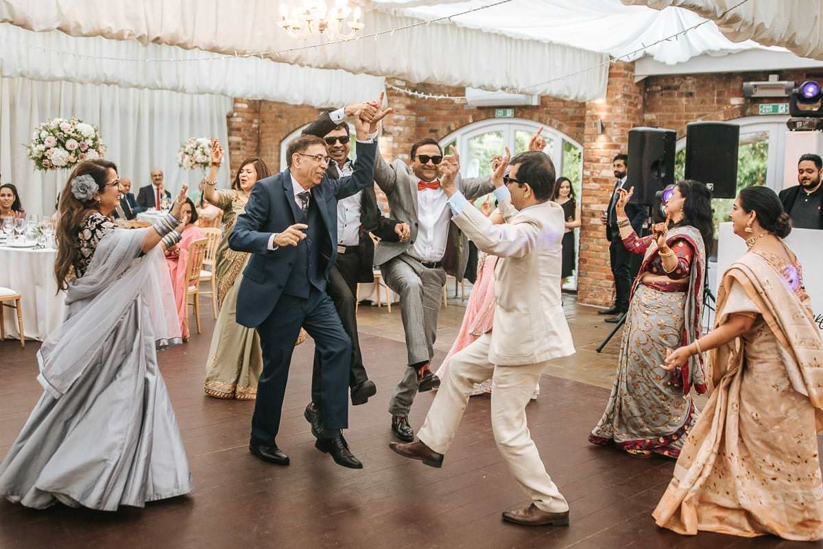 northbrook park indian wedding indian dancing