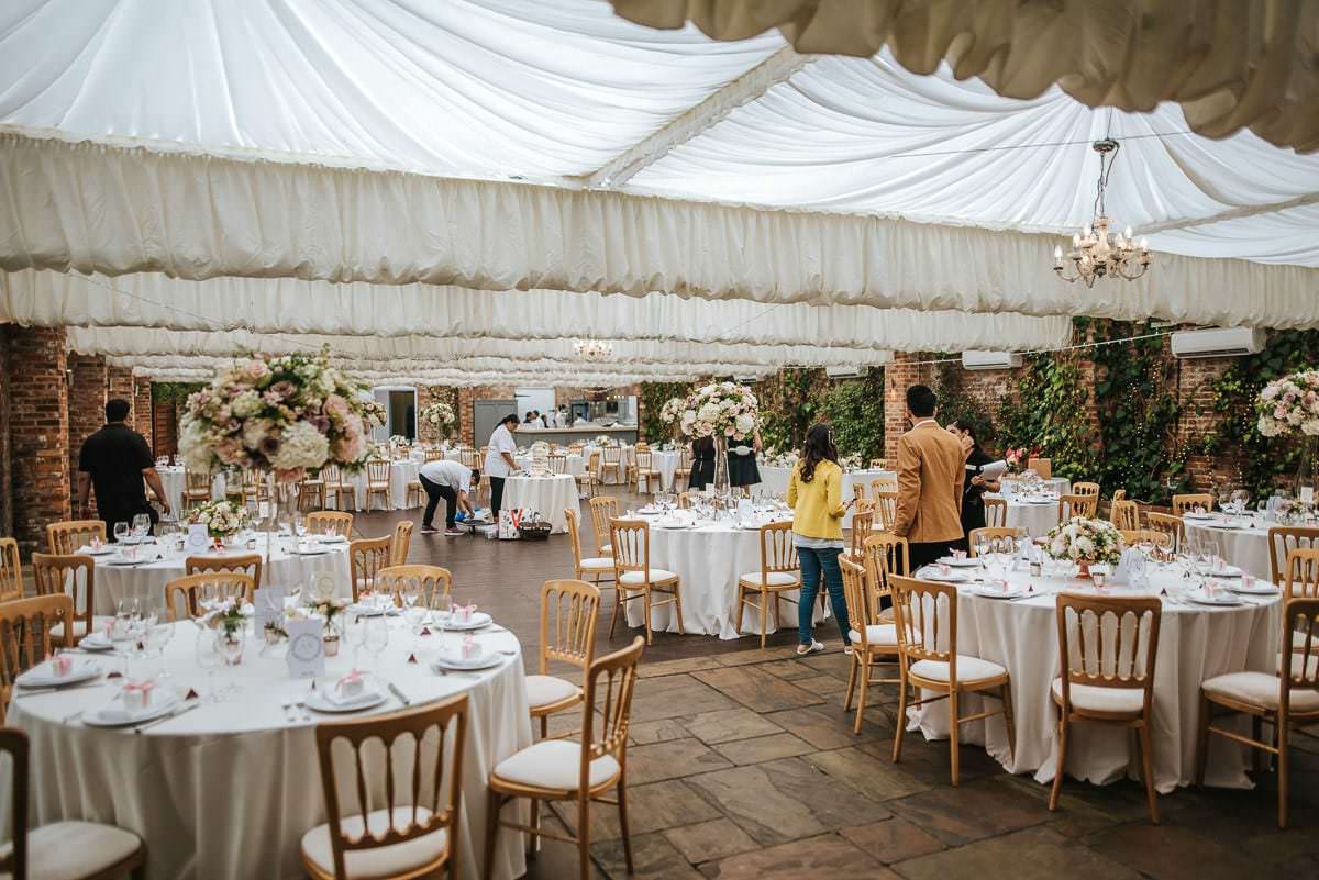 northbrook park wedding getting ready