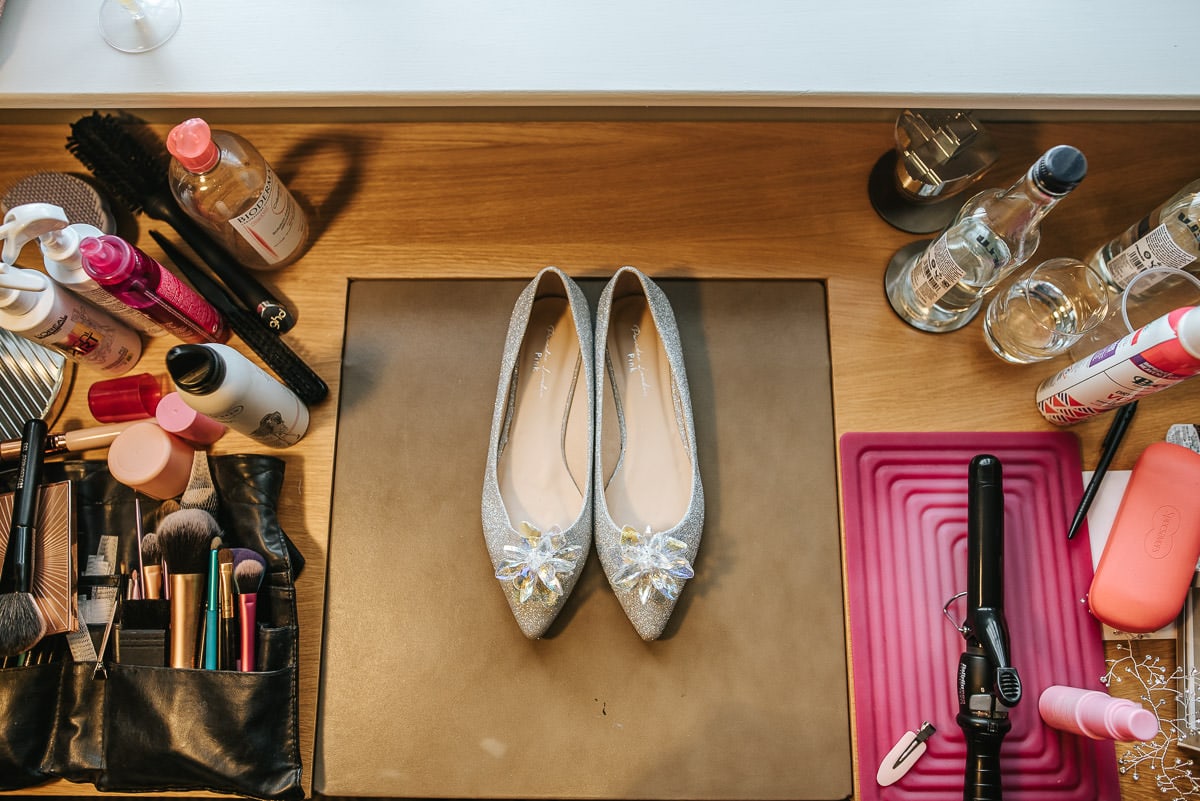 st pauls cathedral wedding getting ready