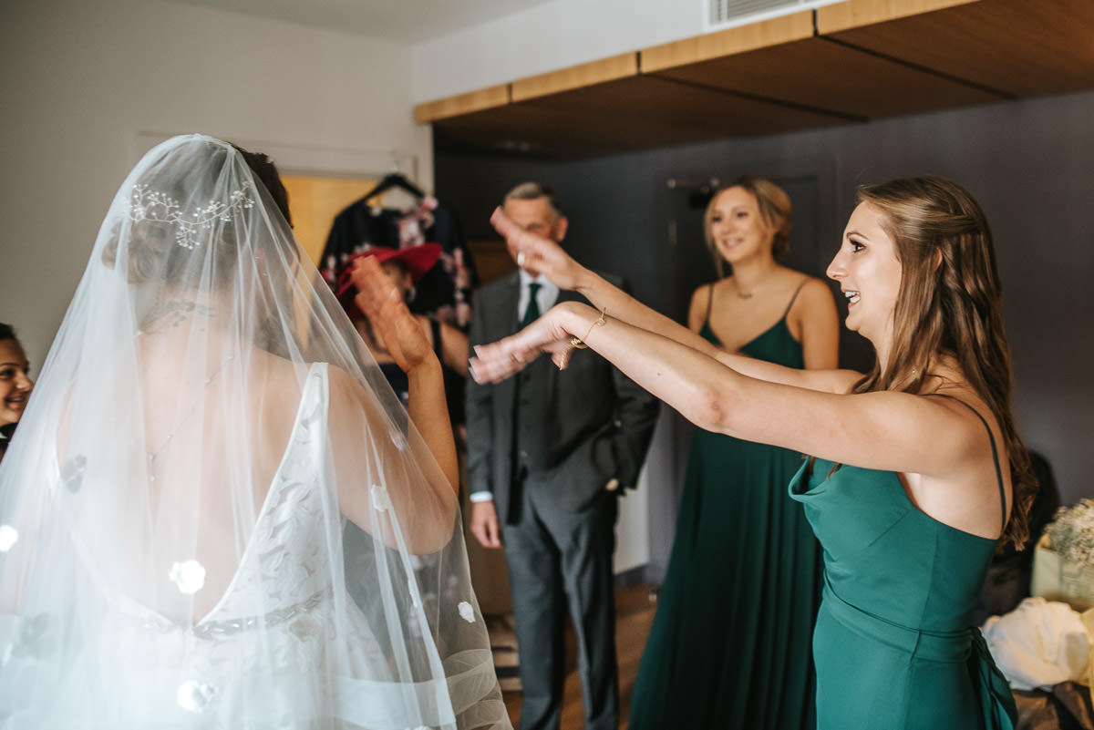 st pauls cathedral wedding getting ready