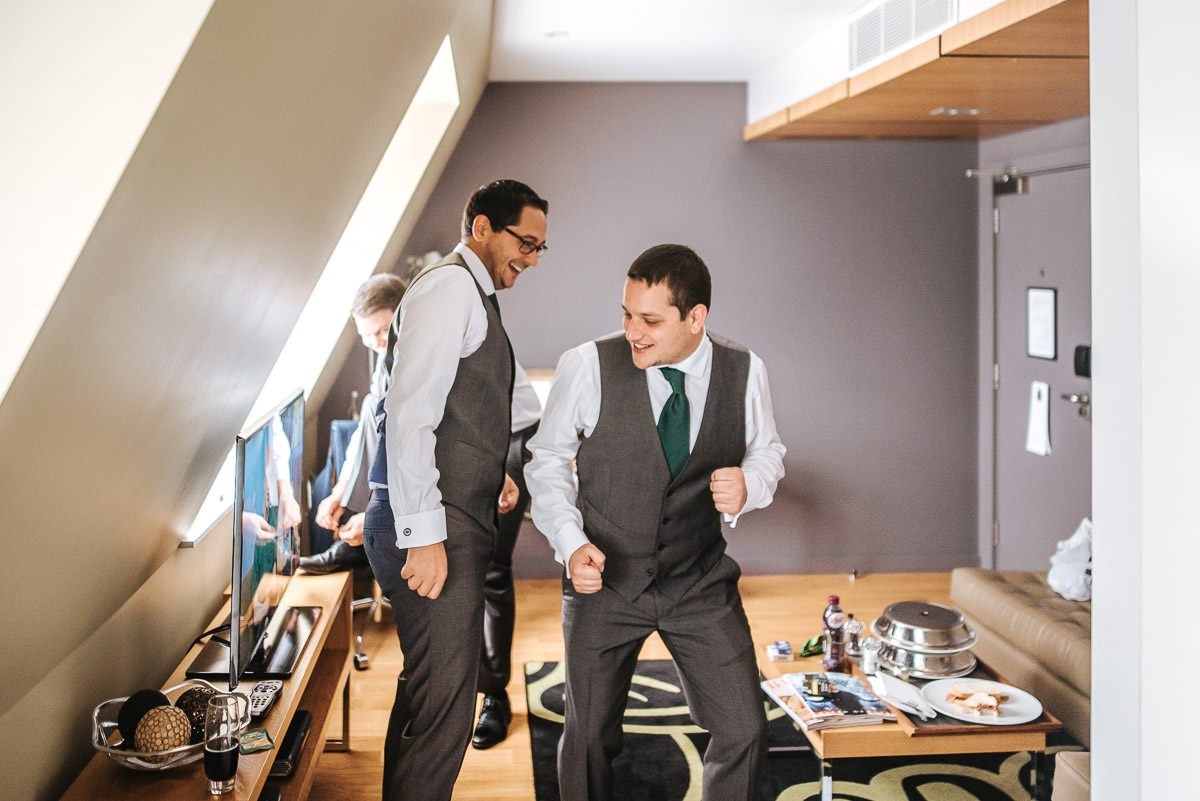 st pauls cathedral wedding getting ready